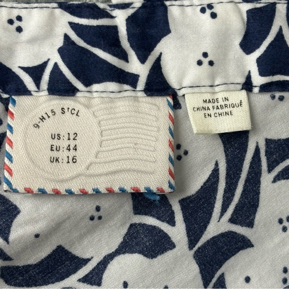 Anthropologie Postmark Top Womens 12 Blue White Floral V-Neck - Picture 3 of 16